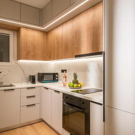 Ant19- Stylish 1br With Balcony In *